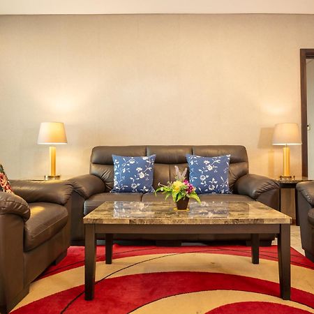 Nagoya Hill Hotel Batam Екстер'єр фото