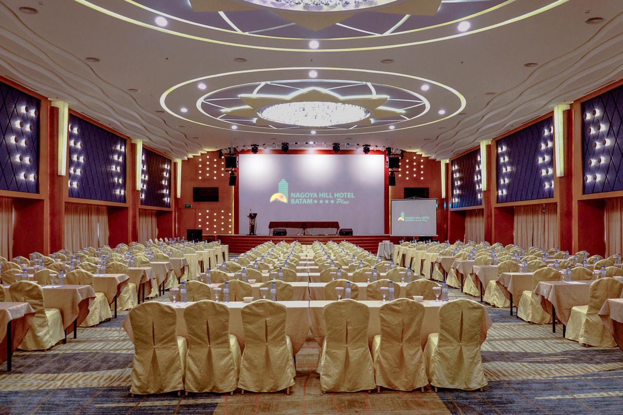 Nagoya Hill Hotel Batam Екстер'єр фото