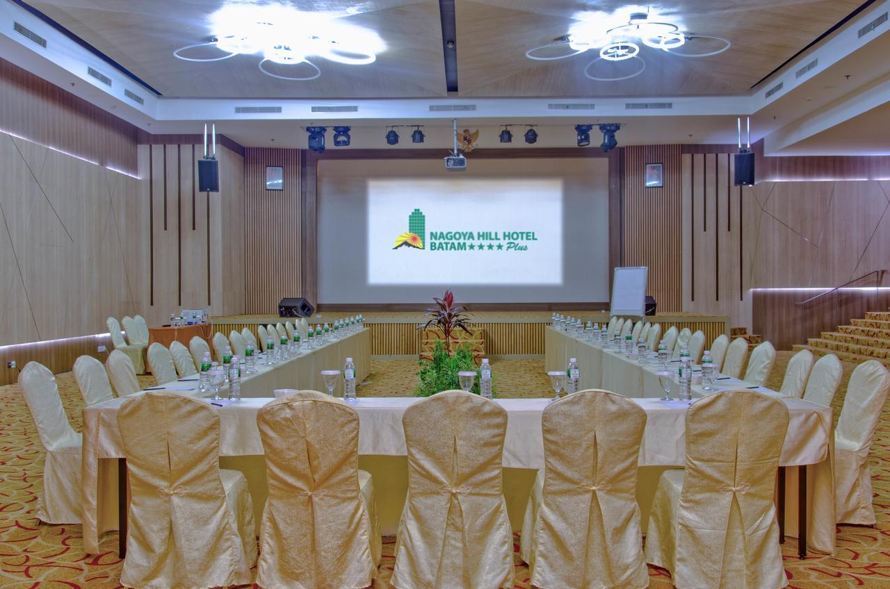 Nagoya Hill Hotel Batam Екстер'єр фото